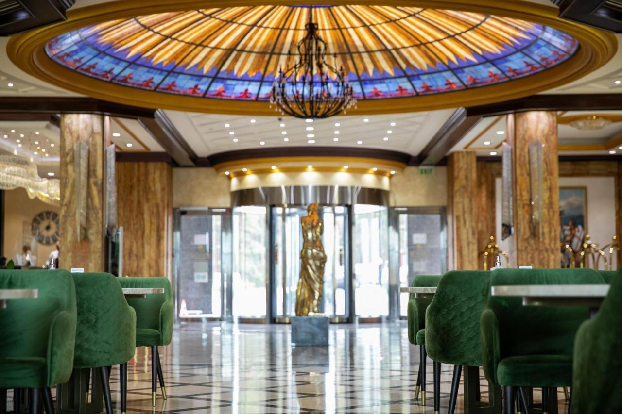 A Hoteli - Grand&Sky Hotel Tornik Златибор Экстерьер фото Lobby