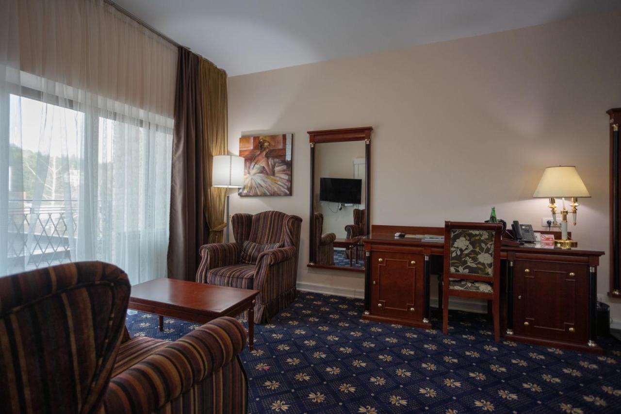 A Hoteli - Grand&Sky Hotel Tornik Златибор Экстерьер фото Suite