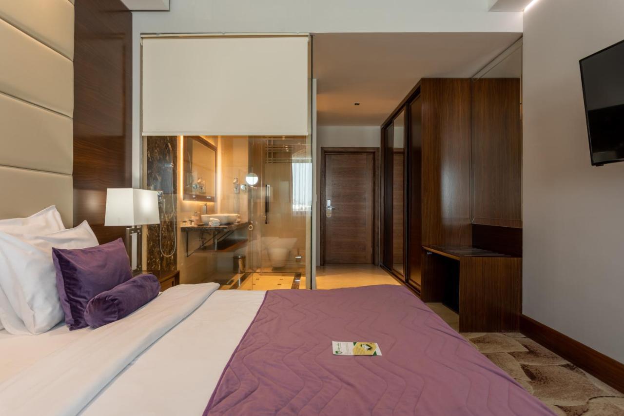 A Hoteli - Grand&Sky Hotel Tornik Златибор Экстерьер фото A bedroom at the hotel
