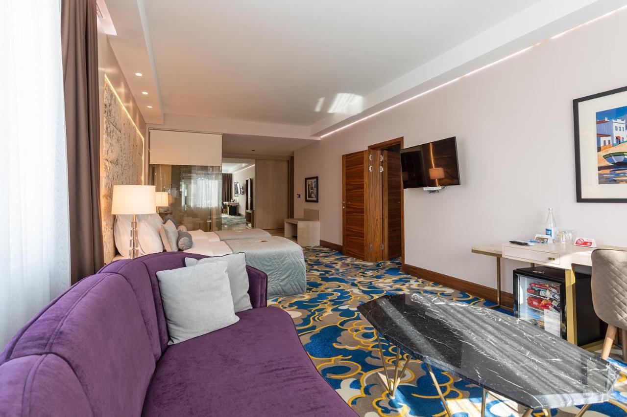 A Hoteli - Grand&Sky Hotel Tornik Златибор Экстерьер фото A room at the hotel